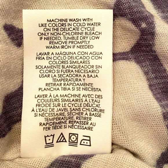 CABI Flirt Mini Skirt Cornflower Floral - Picture 14 of 14